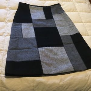 Wool skirt